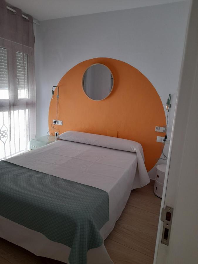 Hostal Casandra - Antiguo Hostal Los Valencianos Conil De La Frontera Oda fotoğraf