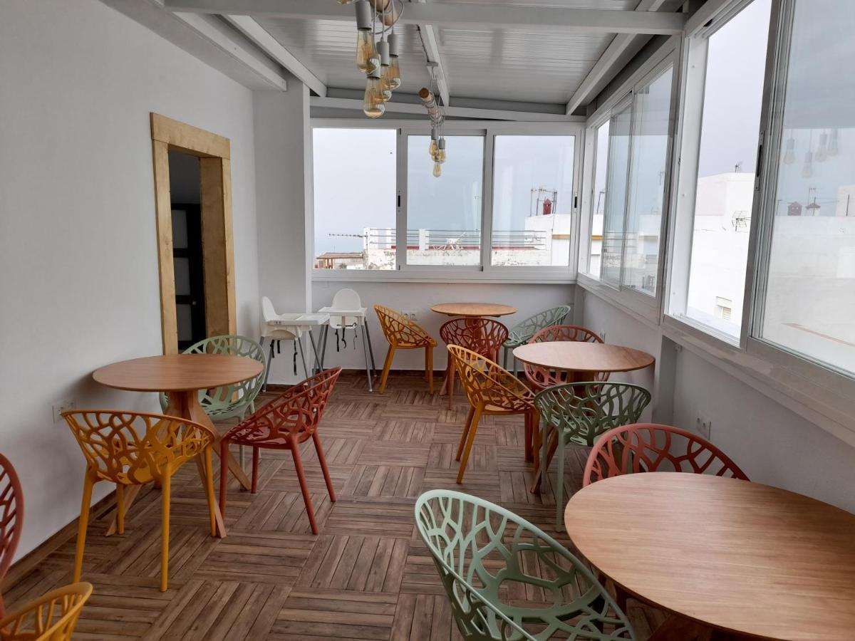 Hostal Casandra - Antiguo Hostal Los Valencianos Conil De La Frontera Dış mekan fotoğraf