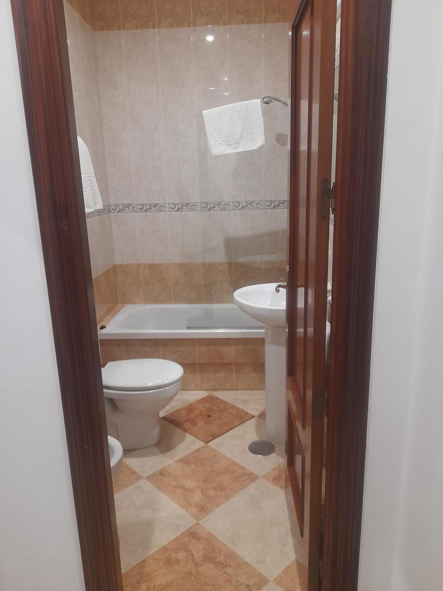 Hostal Casandra - Antiguo Hostal Los Valencianos Conil De La Frontera Dış mekan fotoğraf