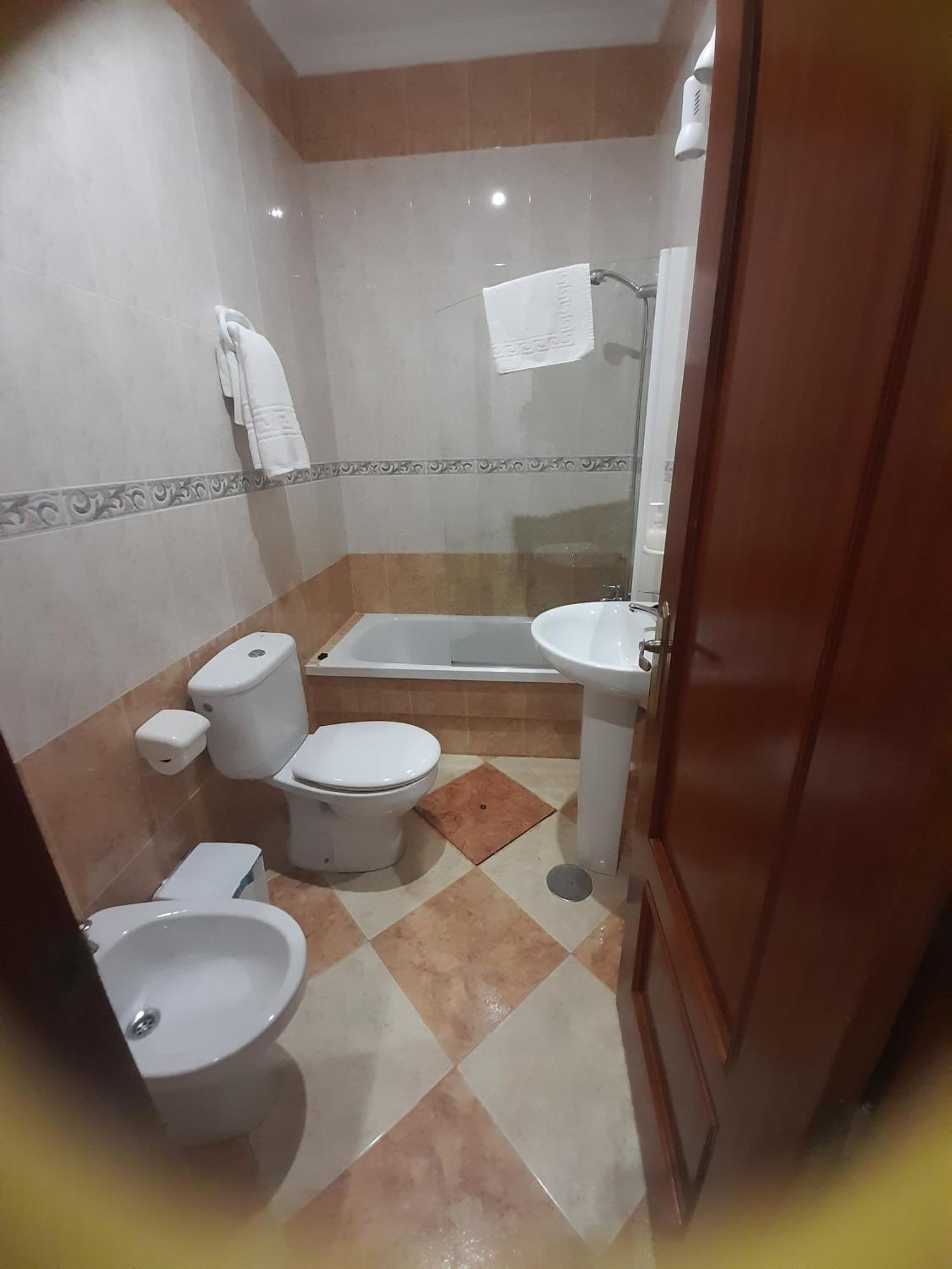 Hostal Casandra - Antiguo Hostal Los Valencianos Conil De La Frontera Dış mekan fotoğraf